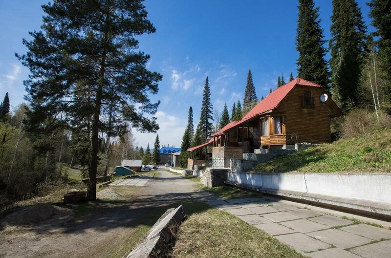 Адрес и связь
